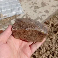 یک عدد سنگ عقیق معدنی