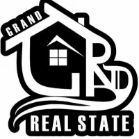 تاپ-لوکیشن-بالای-میدان-اسبی