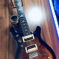 PRS SE Custom 24 گیتار الکتریک