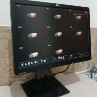 مانیتور دوربین و کامپوتر همرا با کابل برق و تصویر