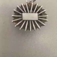 یک پلاک قدیمی|جواهرات|شیراز, فرودگاه شهید دستغیب شیراز|دیوار