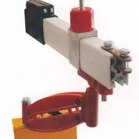 فروش شین ریل-قرقره ریموت کنترل سوکت فرمان ضربه گیر|ماشینآلات صنعتی|اصفهان, شیخ اشراق|دیوار