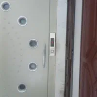 واحد ۶۵متری طبقه ۳ با آسانسور و جای پارک موتور