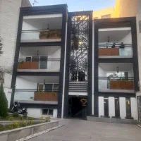 ۱۳۰ متر ساختمان پزشکان مناسب جهت کلینیک