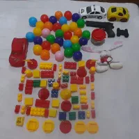 تعدادی وسیله بازی بفروش میرسد