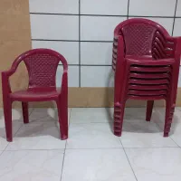 صندلی پلاستیکی با نشان و مارک ناصر
