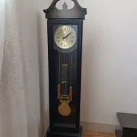 ساعت دیواری، بوفه یا کتابخانه