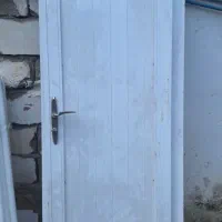درب آلومینیومی سرویس بهداشتی با چارچوب