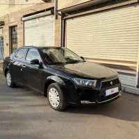 دنا پلاس با موتور EF7 و گیربکس دستی