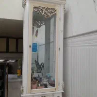 ویترین صدفی رنگ