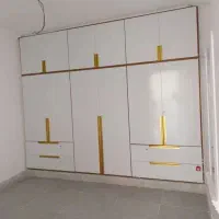 کمد دیواری مرکزی