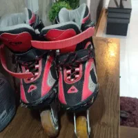 کفش اسکیت سایز 38تا 41همراه لوازم ایمنی