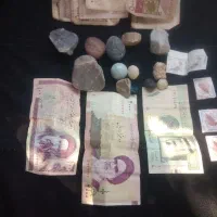 تعدادی سکه اسکناس وسنگ|کلکسیون سکه، تمبر، اسکناس|بیرجند, |دیوار