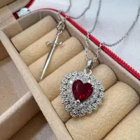 (فروشگاه ساعت و بدلیجات گلچین) گردنبند قلب و شمشیر|بدلیجات|تبریز, |دیوار
