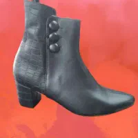 کفش زنانه، بوت پاییزی|کیف، کفش، کمربند|رشت, سعدی (تختی)|دیوار