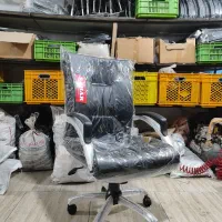 صندلی کارمندی صندلی مدیریتی ، گردان و کامپیوتر|مبلمان اداری|تهران, خاک سفید|دیوار