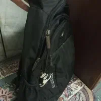 کوله پشتی خفن کلا شاید ۴بار دست نخورده بهش|کیف، کفش، کمربند|گرمسار, |دیوار