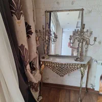 آینه شمعدان و کنسول خاص