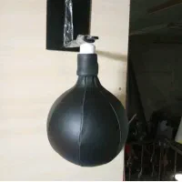 کیسه بوکس گلابی دیواری