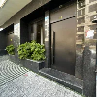 ۸۵ متری ۳ اتاق  اداری  بر اصلی