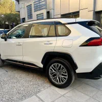 تویوتا وایلندر مدل ۲۰۲۵|خودرو سواری و وانت|اصفهان, لیمجیر|دیوار