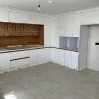 فردوسی / ۱۲۷ متر / ۳ خواب / رو به افتاب