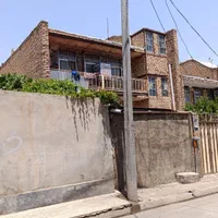 خانه ویلایی شهید زنجانی 14 کوچه شاهد 200متری|فروش خانه و ویلا|ساوه, |دیوار