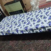 تخت یک نفره