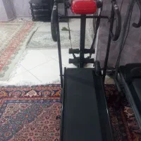 1 دستگاه  تردمیل  مکانیزه در حد نو ۱۰تومن باضمانت