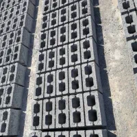 بلوک کمپرسی و سیمان