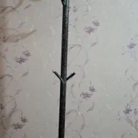 چوب لباسی ایستاده