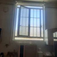 پنجره درحدنو باشیشه و توری