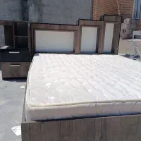 تخت دونفره