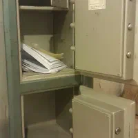 گاو صندوق ۳۰۰ کیلویی|ابزارآلات|مشهد, چهارچشمه|دیوار