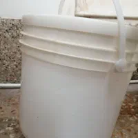 سطل محکم 6 کیلویی پنیری درب دار