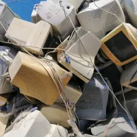 مانیتور قدیمی و جدید