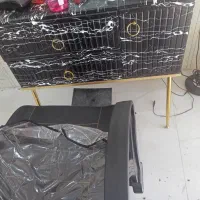 دو عدد آینه با میز|آینه|یاسوج, |دیوار