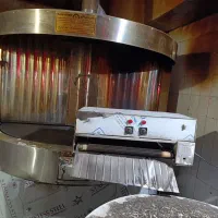 دستگاه نانوایی در حد نو