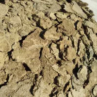 یک کامیون کود گوسفندی درجه یک خالص