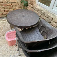 میز و صندلی