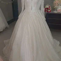 لباس عروس زیر قیمت اجاره داده میشود فروشی هم هست|لباس|خاش, |دیوار