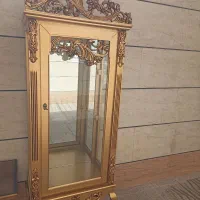 بوفه ومیزتلوزیون