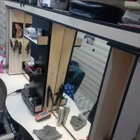 دکور آرایشگاه شیک و باکلاس زیر قیمت گذاشتم