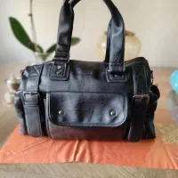 کیف چرم درحدنو جادار وشیک