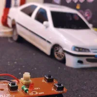 ماشین پرسیا پنو|اسباب‌‌بازی|پرند, فاز ۱|دیوار