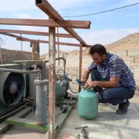 تعمیریخچال مغازه ی ویترینی (استادکار متهعد)|خدمات پیشه و مهارت|خرم‌آباد, |دیوار