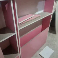 کتابخانه و قفسه