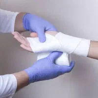 تزریقات،پانسمان،سرم،سوند،پرستاری با کادر حرفهای|خدمات آرایشگری و زیبایی|اردبیل, |دیوار