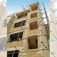 پخش کردن مصالح داخل ساختمان با بالابر