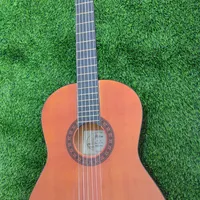 گیتار در حد نو سالم